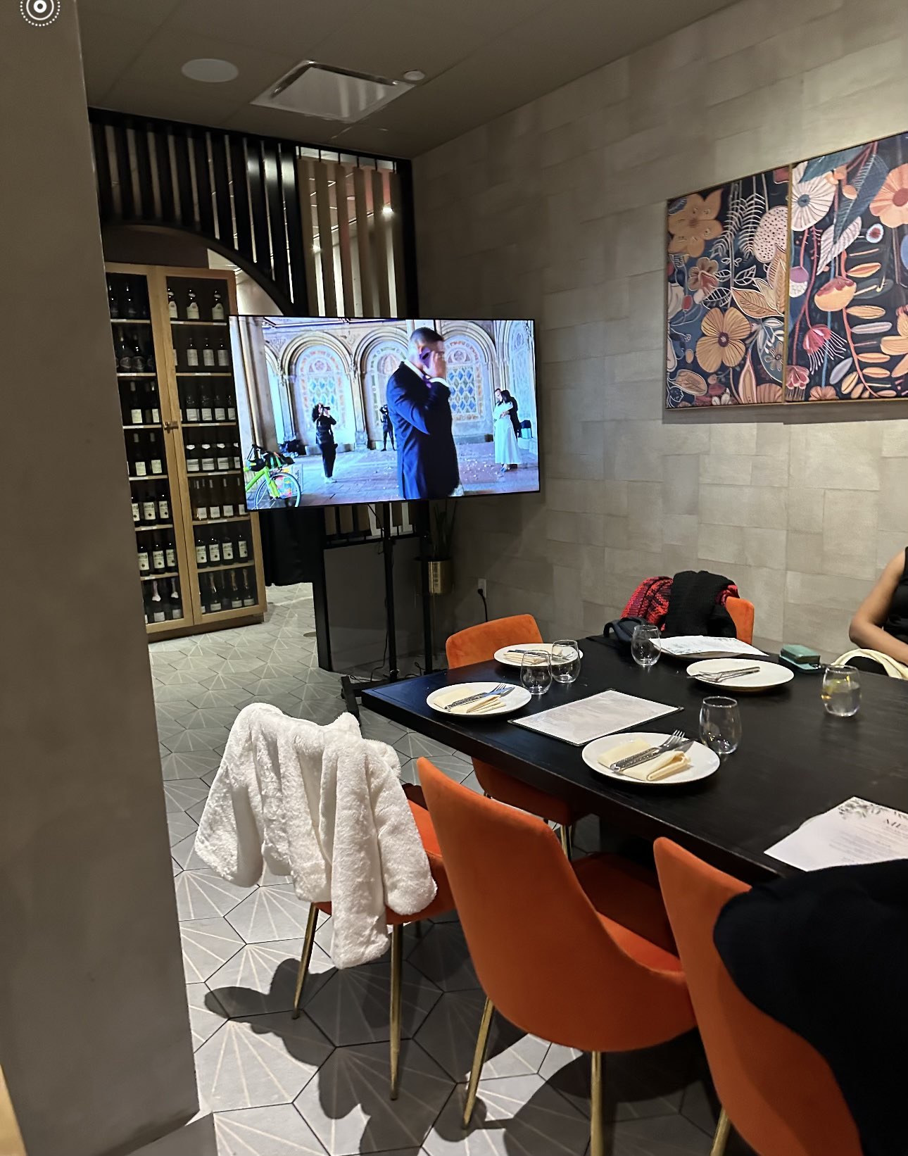 Large event TV screen rental for corporate meeting or trade show